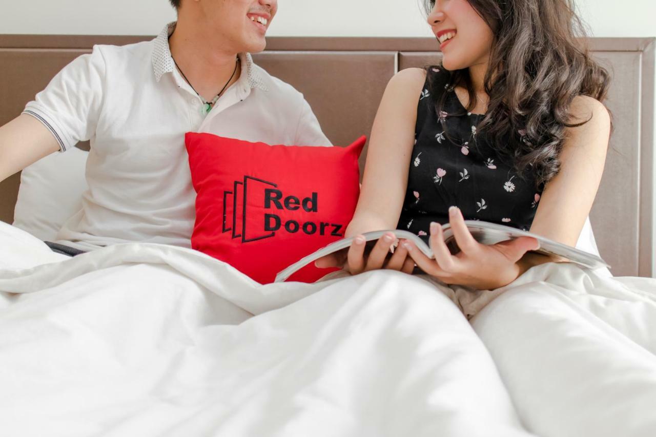 Reddoorz Plus Near Tan Dinh Market Ho Şi Min Dış mekan fotoğraf