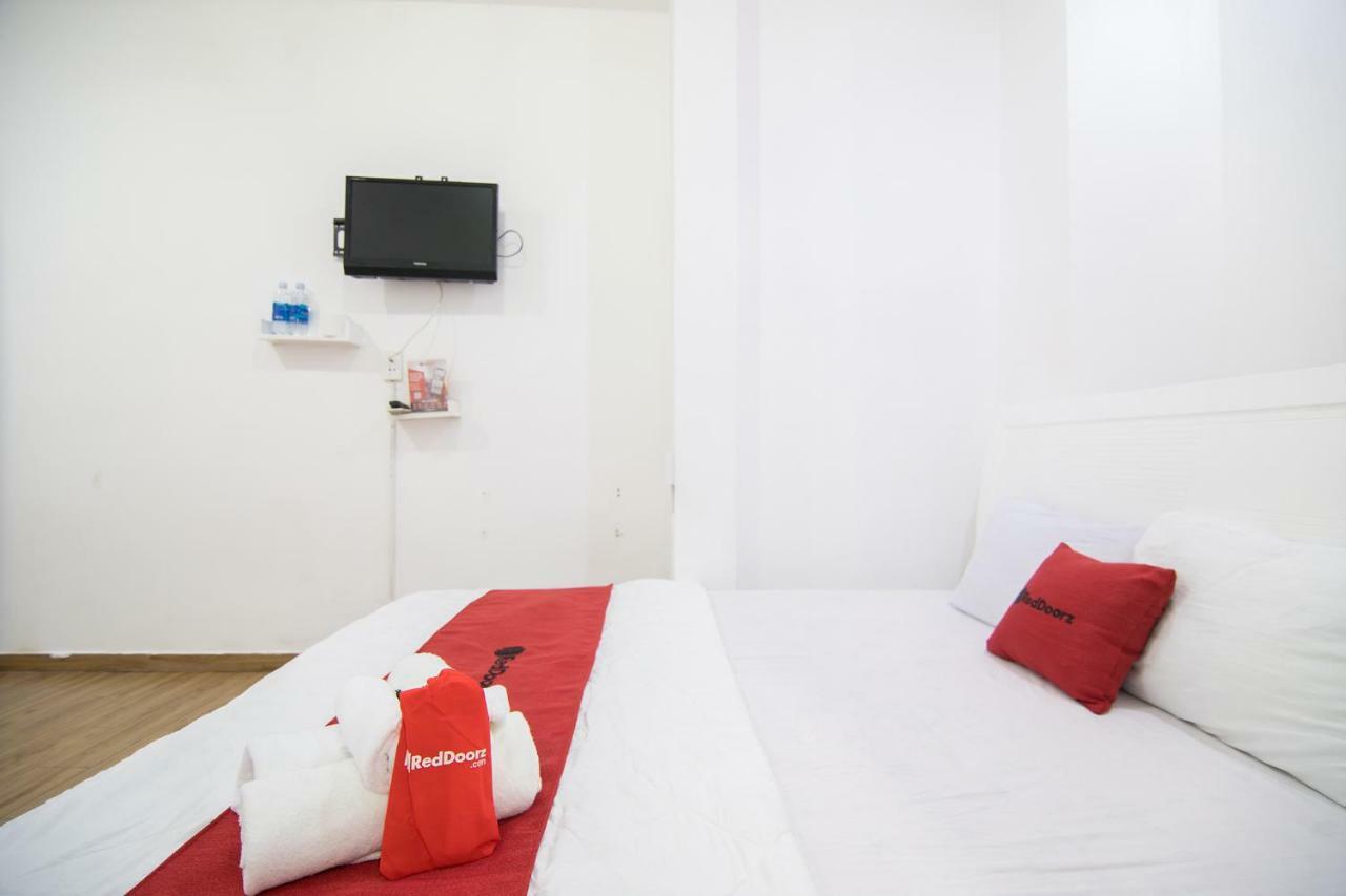 Reddoorz Plus Near Tan Dinh Market Ho Şi Min Dış mekan fotoğraf