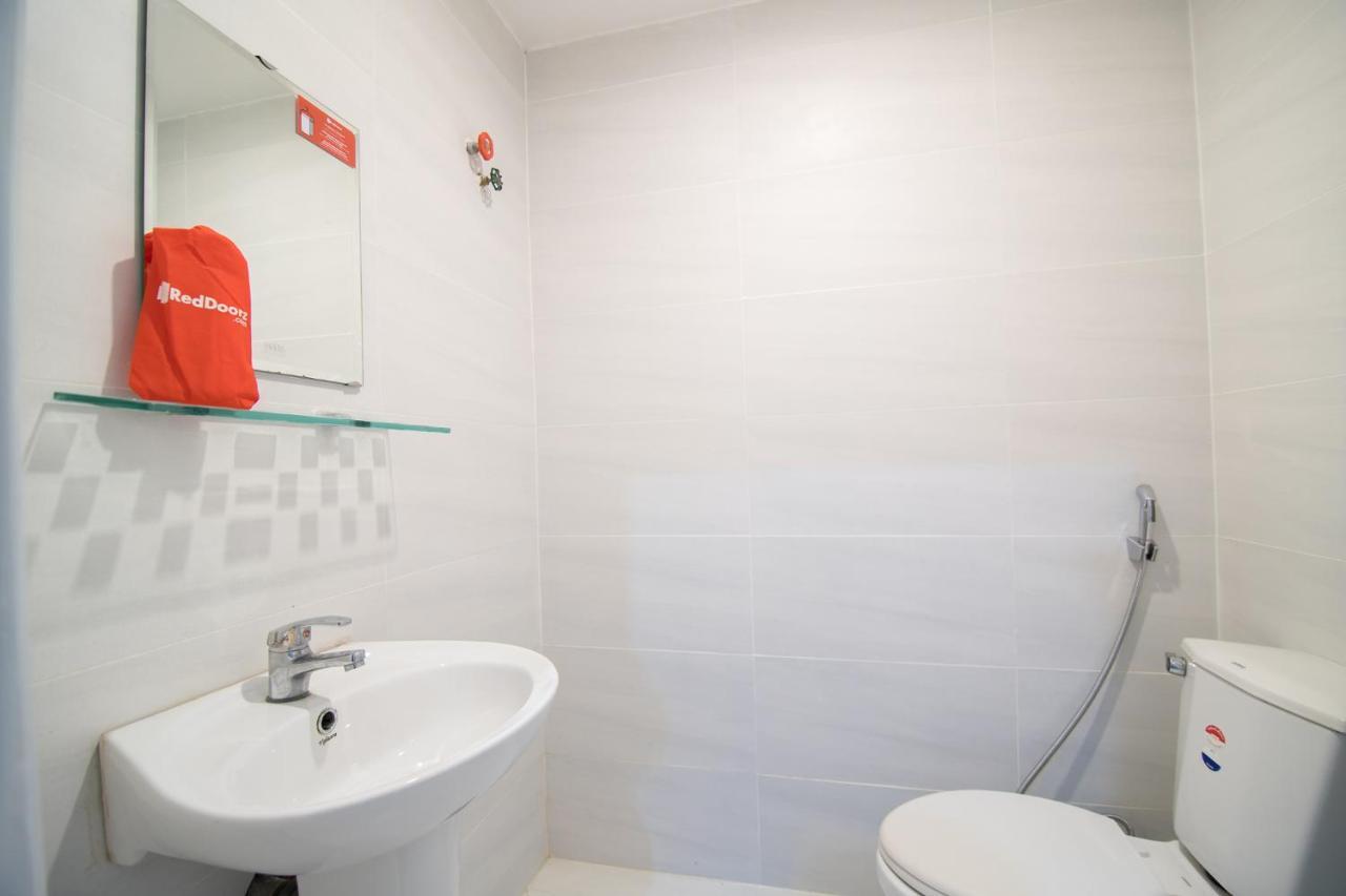 Reddoorz Plus Near Tan Dinh Market Ho Şi Min Dış mekan fotoğraf